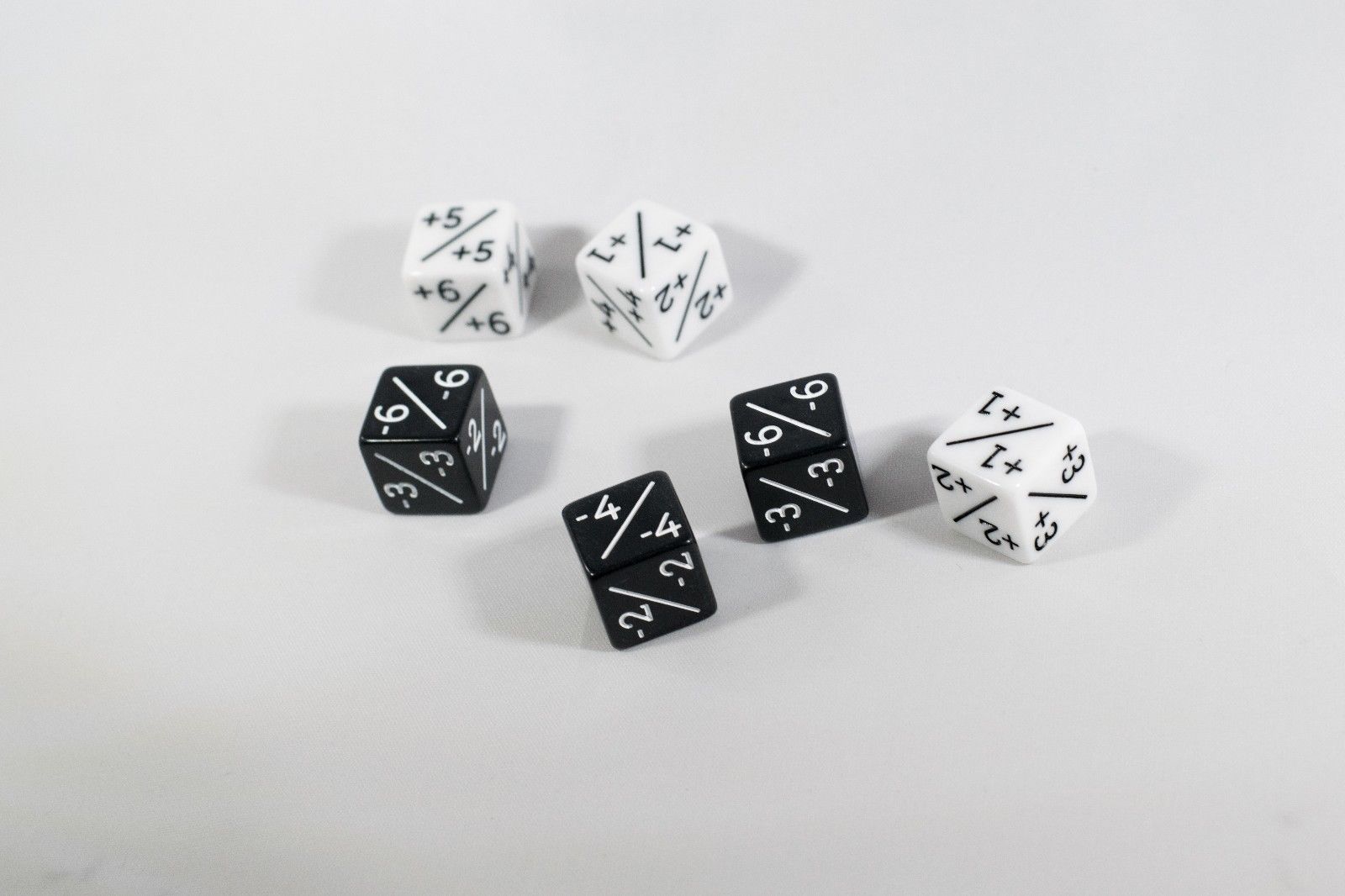 White & Black D6 MTG +1 & -1 Counter Dice - 6 Pack - Magic: The Gathering DnD